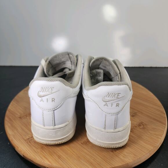 Women's Nike Af1 Air Force 1 Low Sz 8.5 010414 White Leather Casual Sneakers - Picture 2 of 10